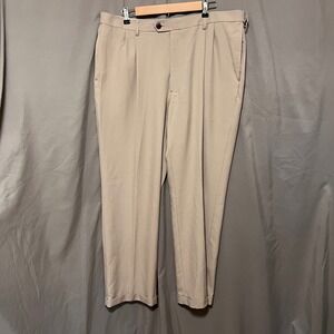 Haggar Men's Classic Fit Tan Dress Pants Pleated Front Stretch Waist‎ 40x32